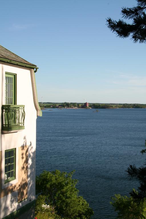 Ombergs Turisthotell Odeshog Exterior photo